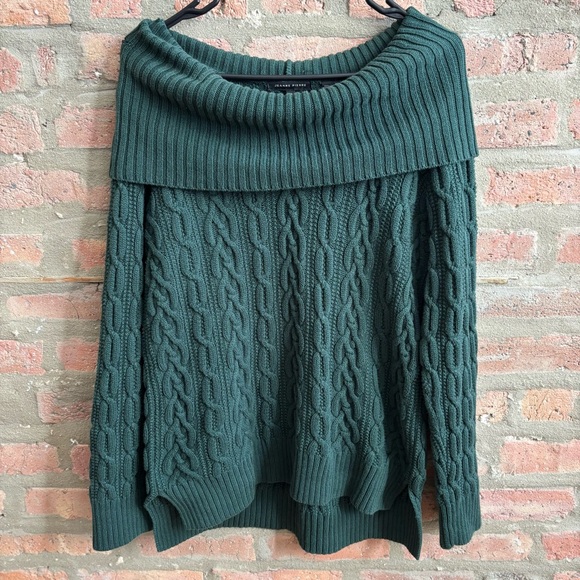 JEANNE PIERRE Forest Green Off-Shoulder Sweater size m - Picture 2 of 5